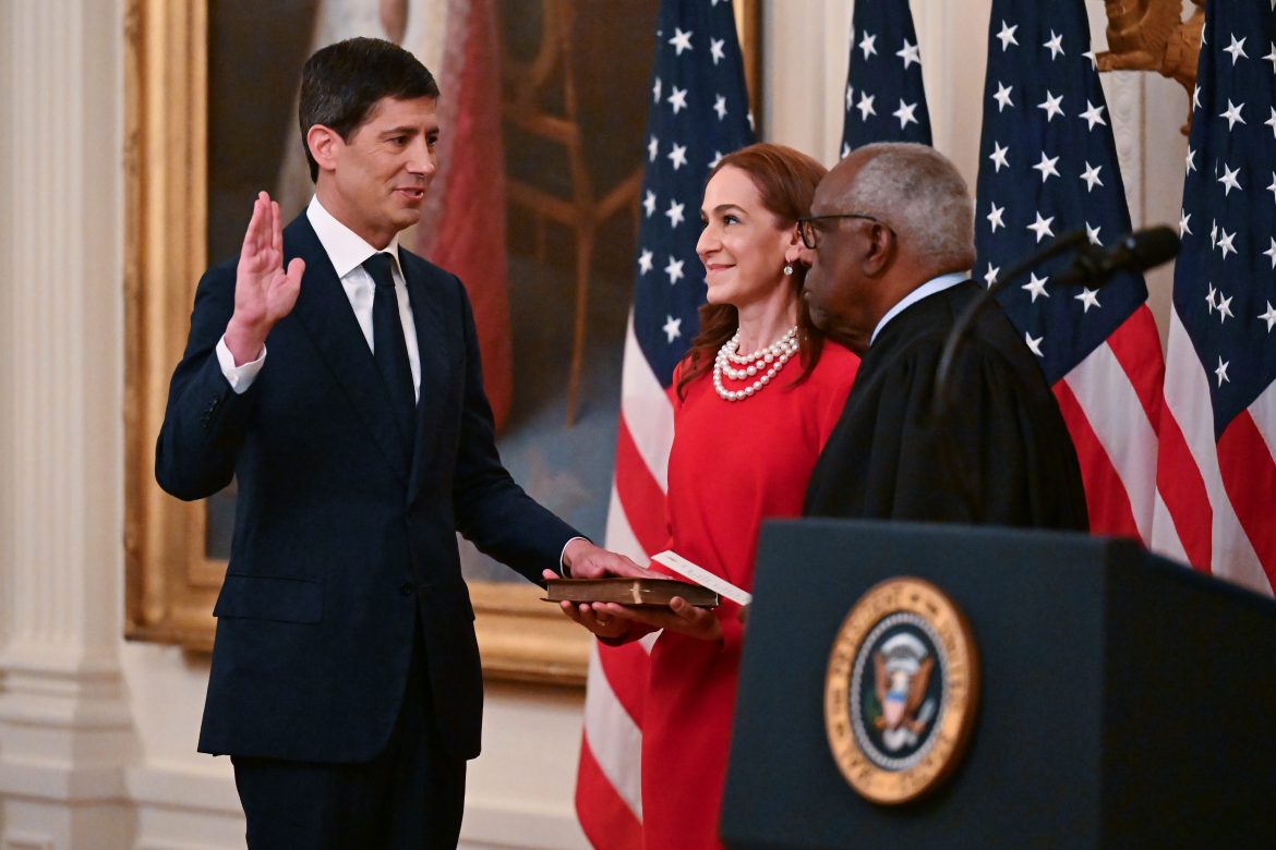A White House Swearing-In and the Question of Independence