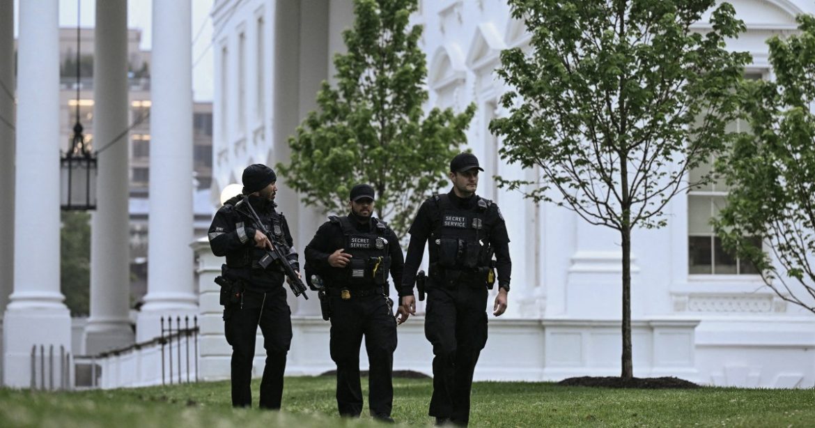 Incident Details: A Rapid Escalation at the White House