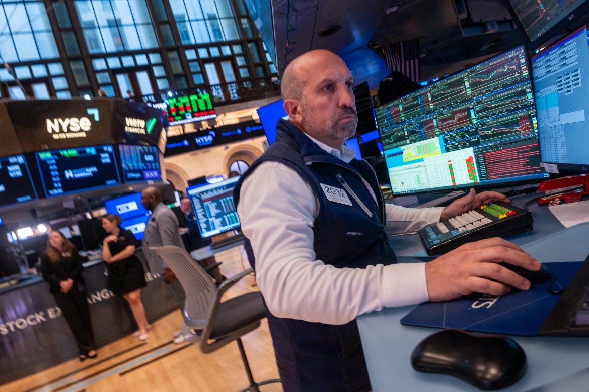 Market Volatility and the SpaceX Debut